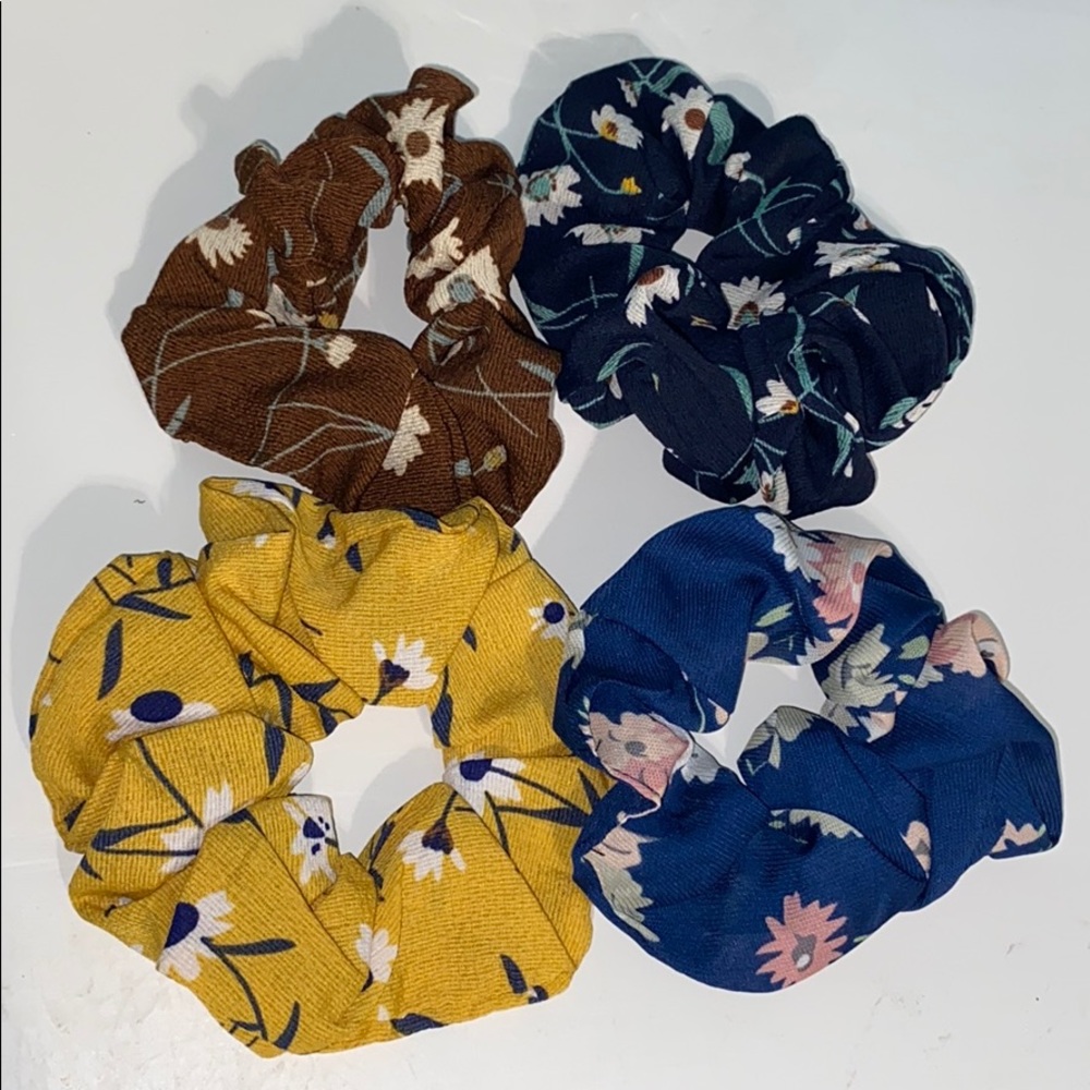 4 Flower Design Spring Summer Scrunchies